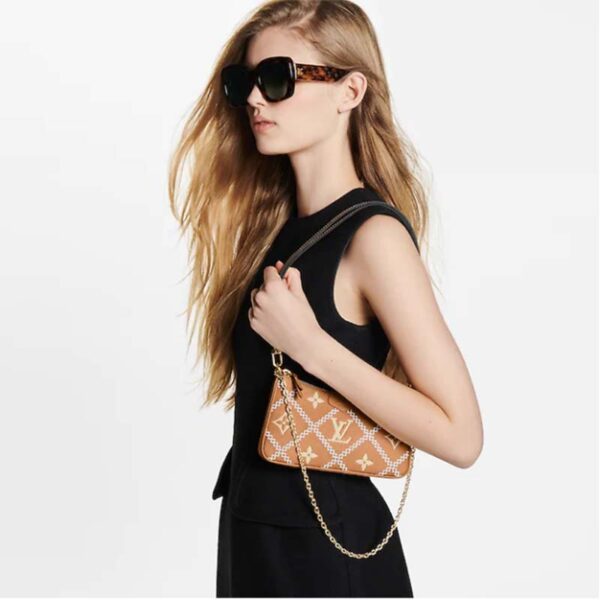 Louis Vuitton LV Women Easy Pouch On Strap Beige Monogram Supple Grained Cowhide - Image 11