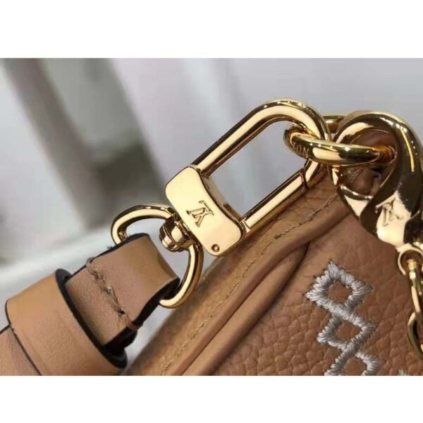 Louis Vuitton LV Women Easy Pouch On Strap Beige Monogram Supple Grained Cowhide - Image 10
