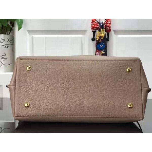Louis Vuitton LV Women Lockme Ever MM Handbag Beige Soft Grained Calfskin - Image 5