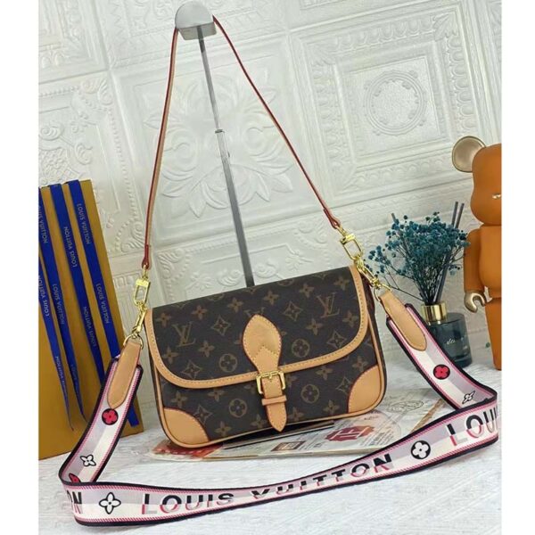 Louis Vuitton LV Women Diane Satchel Brown Monogram Coated Canvas Textile Lining - Image 3