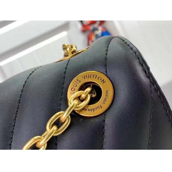 Louis Vuitton LV Women New Wave Chain Bag GM Black Quilted Smooth Calf Leather - Image 9