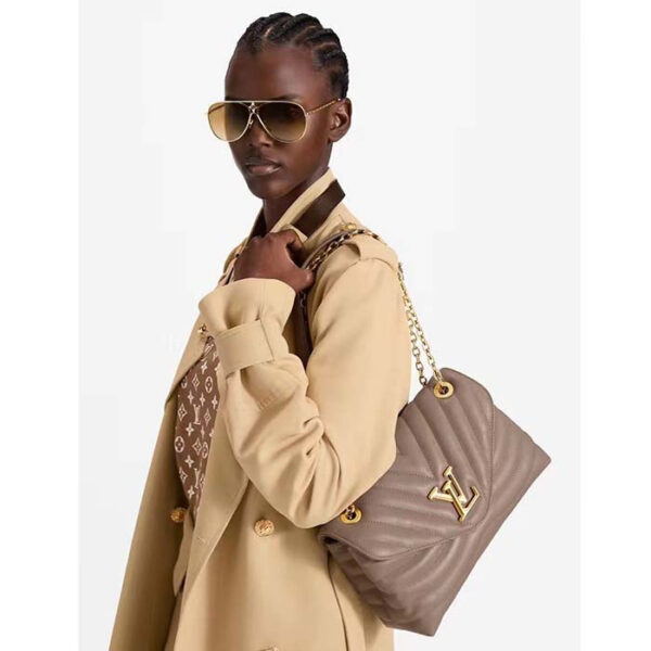 Louis Vuitton LV Women New Wave Chain Bag GM Dark Taupe Quilted Smooth Calf Leather - Image 12