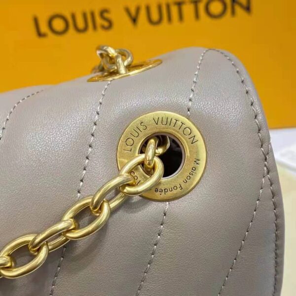 Louis Vuitton LV Women New Wave Chain Bag Handbag Sandy Smooth Cowhide Leather - Image 14