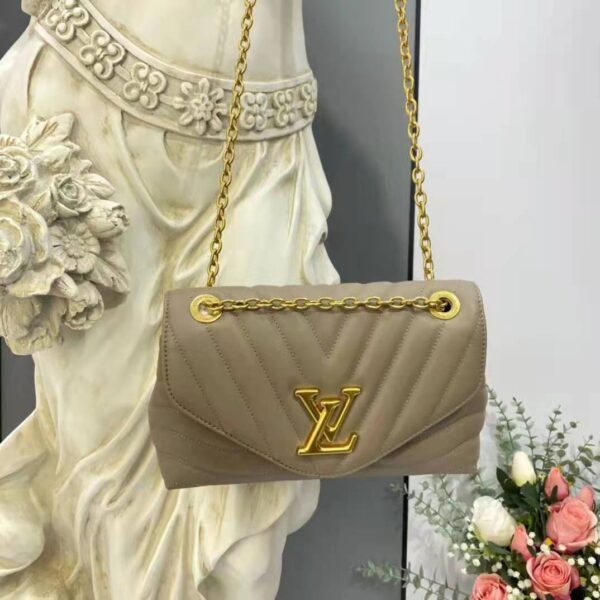 Louis Vuitton LV Women New Wave Chain Bag Handbag Sandy Smooth Cowhide Leather - Image 3