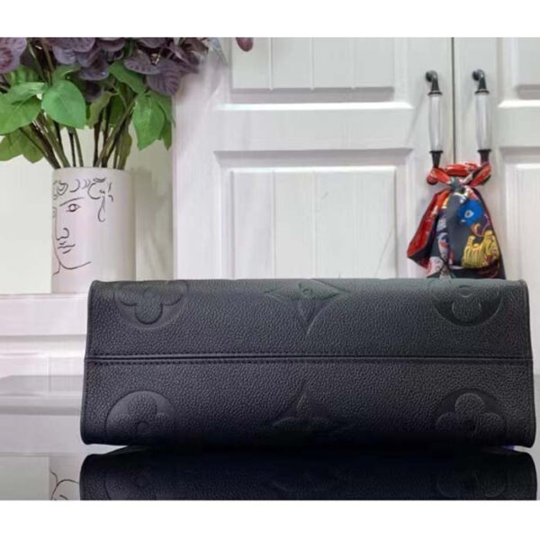Louis Vuitton LV Women OnTheGo East West Black Embossed Grained Cowhide Leather - Image 4