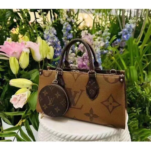 Louis Vuitton LV Women OnTheGo East West Giant Monogram Monogram Reverse Coated Canvas - Image 5