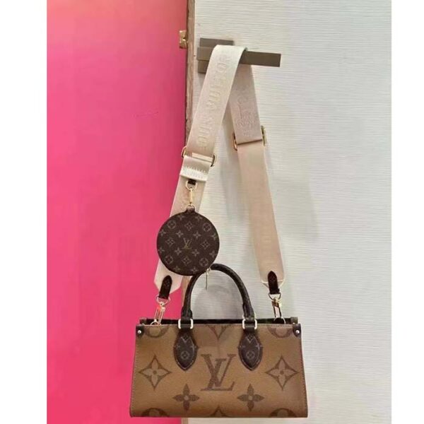 Louis Vuitton LV Women OnTheGo East West Giant Monogram Monogram Reverse Coated Canvas - Image 3