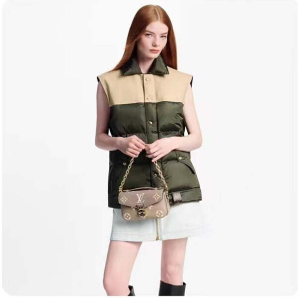 Louis Vuitton LV Women Pochette Métis East West Bag Beige Grained Cowhide Leather - Image 12
