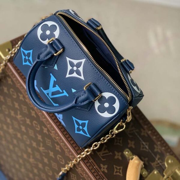 Louis Vuitton LV Women Seedy Bandoulière 20 Dégradé Blue Embossed Supple Cowhide Leather - Image 6