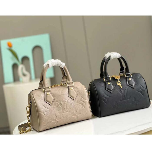 Louis Vuitton LV Women Speedy Bandoulière 20 Crème Beige Embossed Grained Cowhide Leather - Image 6