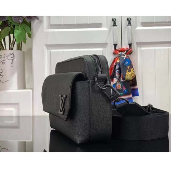 Louis Vuitton Unisex LV Fastline Messenger Black Cowhide Leather Zipped Closure - Image 5