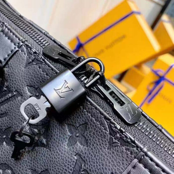 Louis Vuitton Unisex LV Keepall Bandoulière 50 Black Taurillon Monogram Cowhide Leather - Image 10