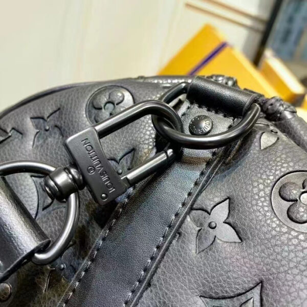 Louis Vuitton Unisex LV Keepall Bandoulière 50 Black Taurillon Monogram Cowhide Leather - Image 6