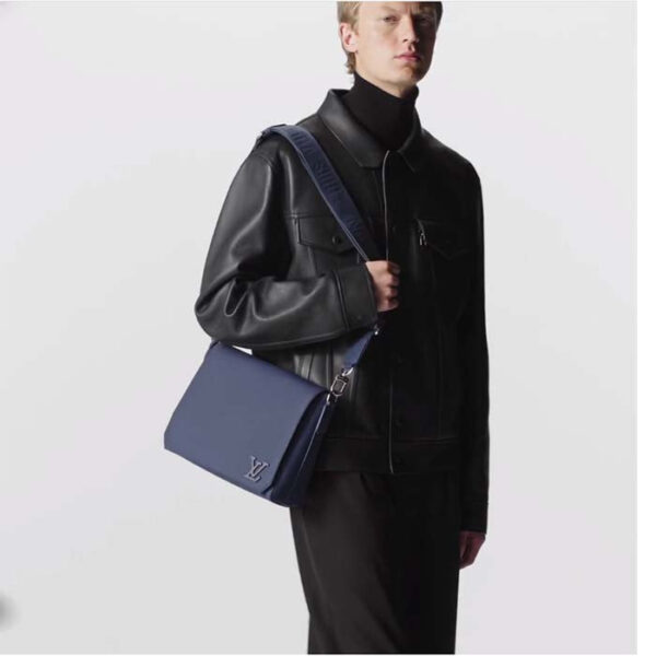 Louis Vuitton Unisex LV Takeoff Messenger Navy Blue Aerogram Cowhide Leather - Image 11