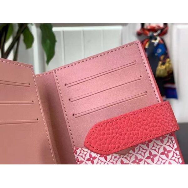 Louis Vuitton Unisex LV Vertical Compact Wallet Dragon Fruit Pink Taurillon Leather - Image 7