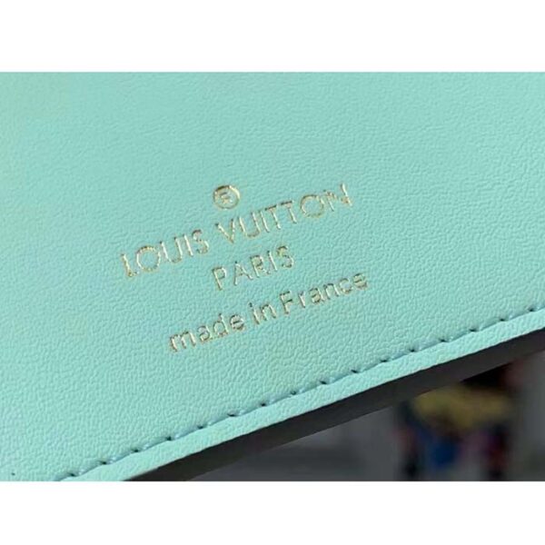 Louis Vuitton Unisex LV Vertical Wallet Beige Blue Taurillon Calf-Leather Sliding Capucines Closure - Image 10