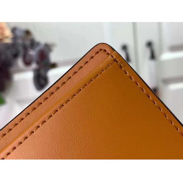 Louis Vuitton Unisex LV Vertical Wallet Black Arizona Taurillon Calf-Leather Sliding Capucines Closure - Image 9