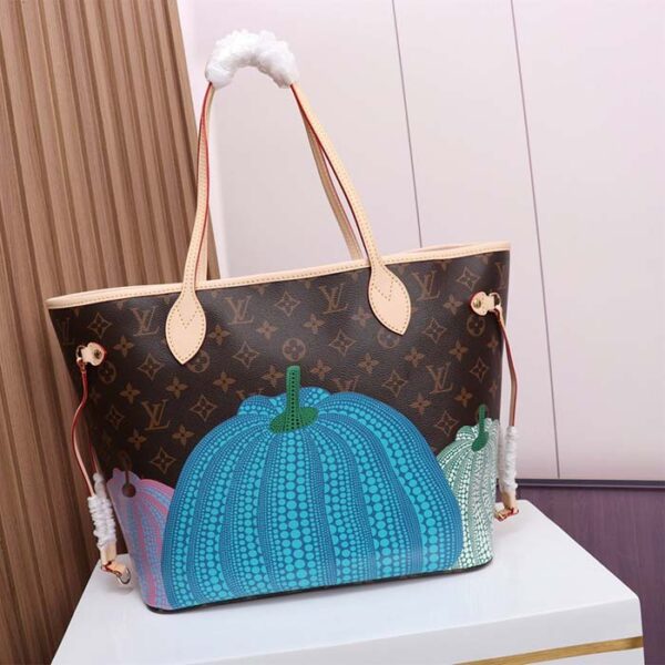 Louis Vuitton Unisex LV x YK Neverfull MM Monogram Coated Canvas Pumpkin Print - Image 4