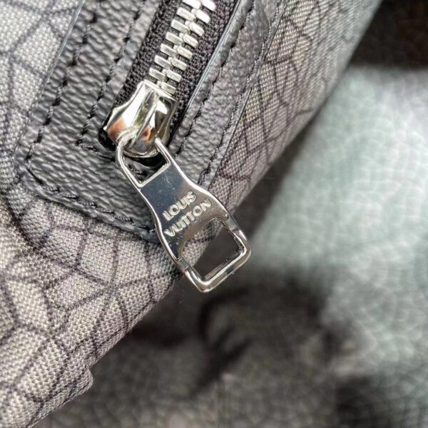 Louis Vuitton Unisex LV x YK Weekend Tote Simple Monogram Eclipse Reverse Coated Canvas Pumpkin - Image 10