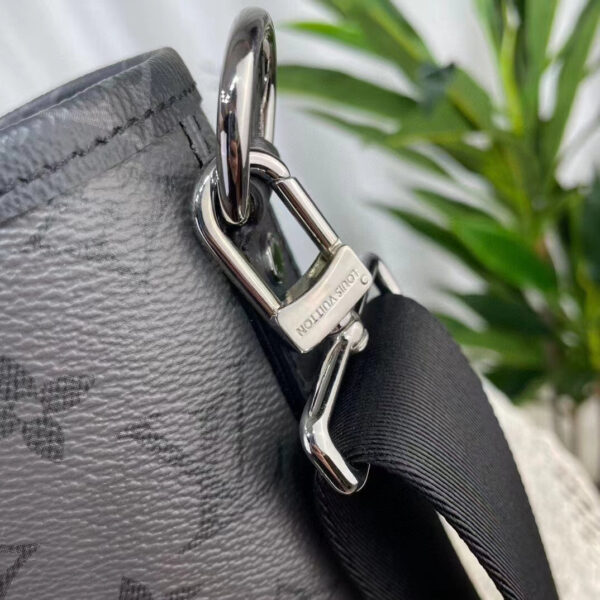 Louis Vuitton Unisex LV x YK Weekend Tote Simple Monogram Eclipse Reverse Coated Canvas Pumpkin - Image 9