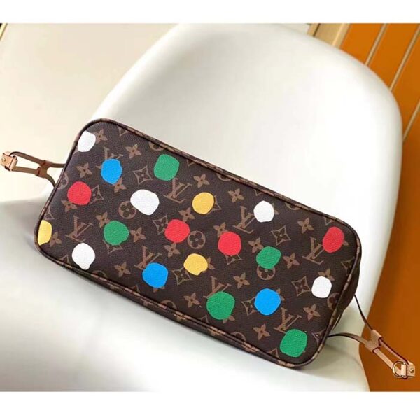 Louis Vuitton Unisex LVxYK Neverfull MM Tote Monogram Coated Canvas 3D Painted Dots Print - Image 7