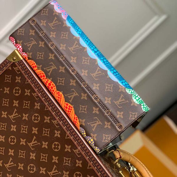 Louis Vuitton Unisex LVxYK OnTheGo MM Monogram Coated Canvas Pumpkin Print - Image 6