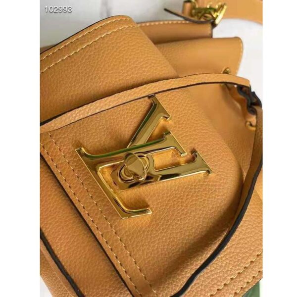 Louis Vuitton Unisex Lockme Bucket Bag Arizona Beige Grained Calf Leather - Image 7