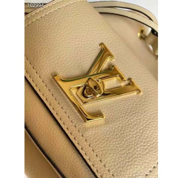 Louis Vuitton Unisex Lockme Bucket Bag Arizona Greige Grained Calf Leather - Image 7