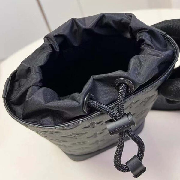 Louis Vuitton Unisex Noe Sling Black Calf Leather Textile Lining Drawstring Closure - Image 8