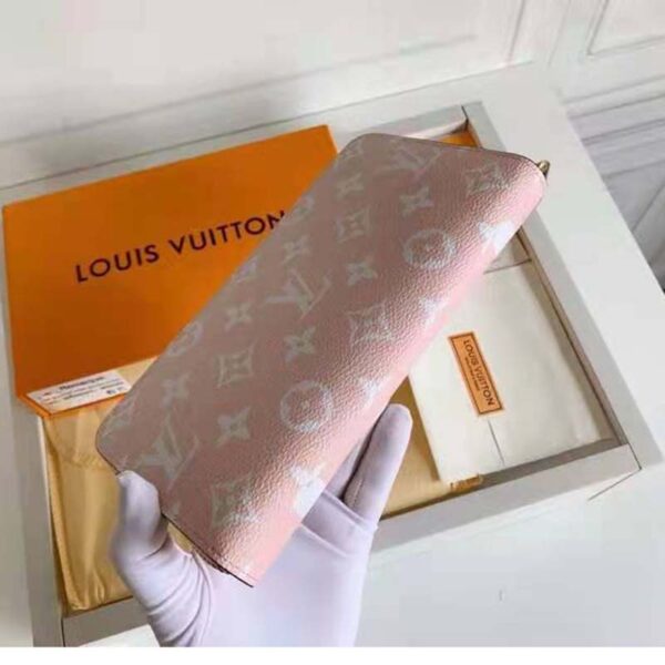 Louis Vuitton Unisex Zippy Wallet Mist Gray Monogram Coated Canvas Cowhide Leather - Image 6