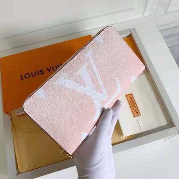Louis Vuitton Unisex Zippy Wallet Mist Gray Monogram Coated Canvas Cowhide Leather - Image 5