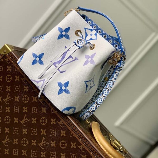 Louis Vuitton Women LV Néonoé BB Blue Monogram Coated Canvas Textile Lining - Image 3