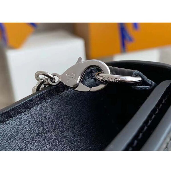 Louis Vuitton Women LV Twist Belt Chain Pouch Black Silver Epi Grained Cowhide Leather - Image 10