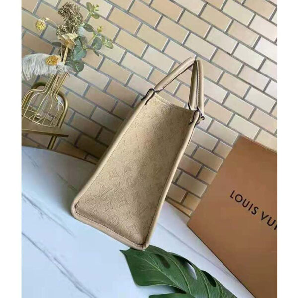 Louis Vuitton Women Onthego MM Tote Bag Tourterelle Beige Embossed Grained Cowhide - Image 6